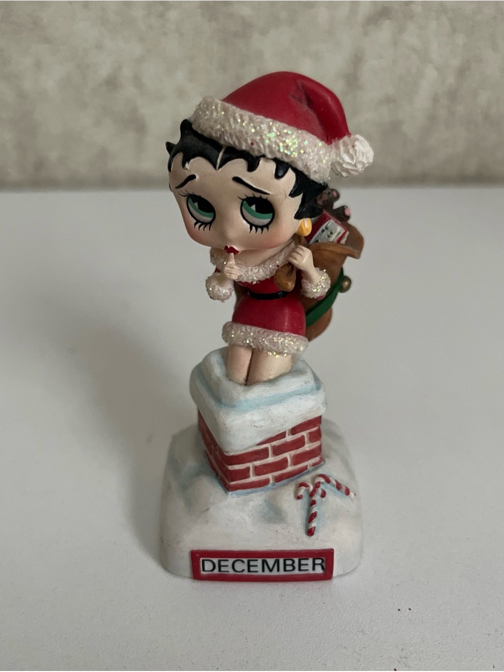 Danbury Mint Betty Boop Boopin Through the Years Perpetual Calendar December